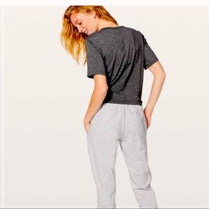 Lululemon On the Fly 7/8 Size 6 White Gray Heathered